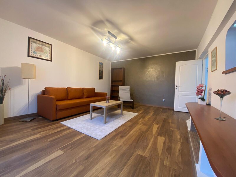 Piata Alba Iulia, Bd. Burebista