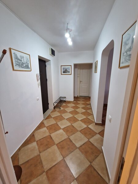 Piata Alba Iulia, Bd. Burebista